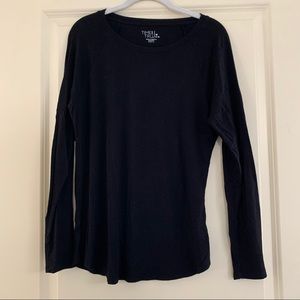 Basic Soft Black Longsleeve